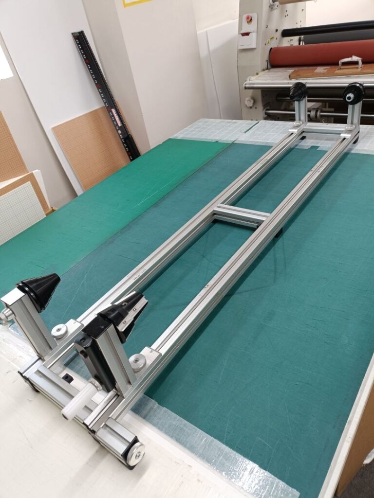 なぞの鉄の機械