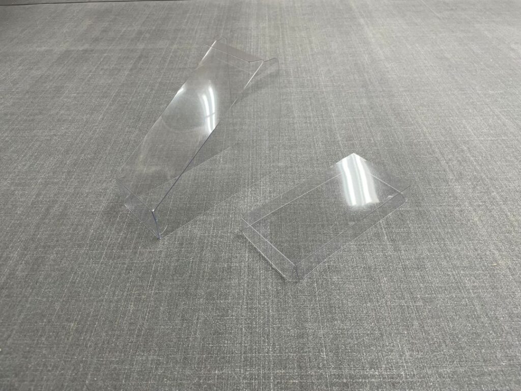 PETパーツを組立